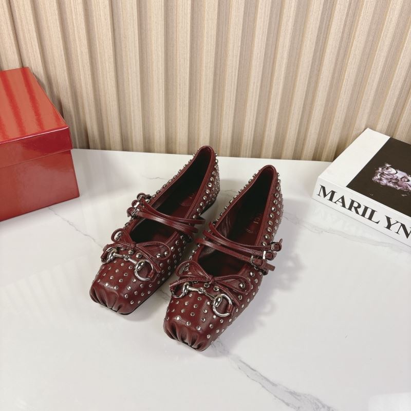 Gucci Flat Shoes